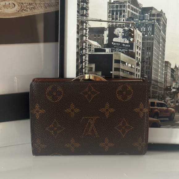 Louis Vuitton Vintage Monogram French Purse Kiss-lock Wallet - Picture 2 of 4